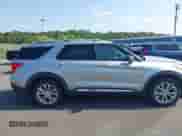 2022 Ford Explorer Limited z VIN 1FMSK8FH8NGB18855, wystawiony jako IAAI lot #42858102 z przebiegiem Nie podano mil oraz . Historia ofert i sprzedaży dostępna na DreamBid. Obrazek 12.