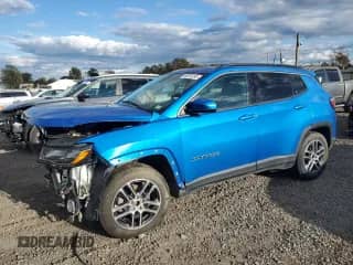 2020 Jeep Compass Latitude с VIN 3C4NJCBB2LT199028, выставлен на аукционе Copart как лот 90261395 с пробегом 99 583 миль миль и Чистый • Clean title. История ставок и продаж доступна на DreamBid. Изображение 1.