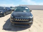 ✅ 2018 Jeep Cherokee Latitude • VIN: 1C4PJLCB4JD518004 • Лот: 42919239. Опубликован ранее на IAAI с пробегом 122 587 миль. Бесплатный доступ к архиву аукционных продаж из США и подробный отчёт об истории автомобиля на DreamBid. Изображение 12.