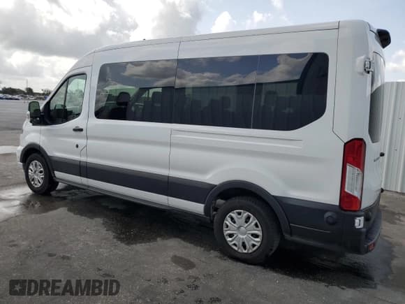 ✅ 2024 Ford Transit Passenger XL • VIN: 1FBAX2C85RKA36446 • Lot: 60238785. Wystawiony na Copart z przebiegiem 325 mil. Bezpłatny archiwum sprzedaży aukcyjnych z USA i szczegółowy raport historii pojazdu na DreamBid. Zdjęcie 2.