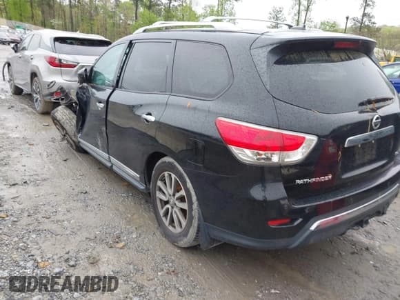 ✅ 2015 Nissan Pathfinder S • VIN: 5N1AR2MN3FC718253 • Lot: 41971121. Listed on IAAI with 167,796 mi. Free auction sales archive from the USA and detailed vehicle history report at DreamBid. Image 3.