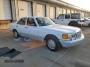 ✅ 1991 Mercedes-Benz 300 SE • VIN: WDBCA24D1MA560255 • Lot: 64071505. Listed on Copart with 61,168 mi. Free auction sales archive from the USA and detailed vehicle history report at DreamBid. Image 4.