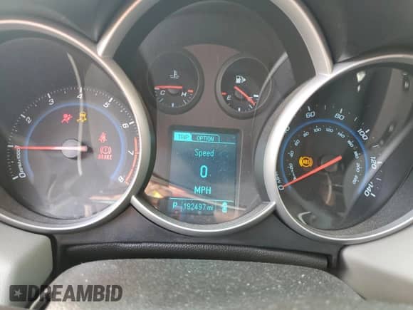 2014 Chevrolet Cruze LS z VIN 1G1PA5SH2E7252500, wystawiony jako Copart lot #82779395 z przebiegiem 192 497 mil mil oraz Szkoda całkowita • Salvage title. Historia ofert i sprzedaży dostępna na DreamBid. Obrazek 9.