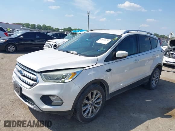 ✅ 2017 Ford Escape Titanium • VIN: 1FMCU0JD0HUA13334 • Lot: 43190777. Wystawiony na IAAI z przebiegiem 110 072 mil. Bezpłatny archiwum sprzedaży aukcyjnych z USA i szczegółowy raport historii pojazdu na DreamBid. Zdjęcie 17.