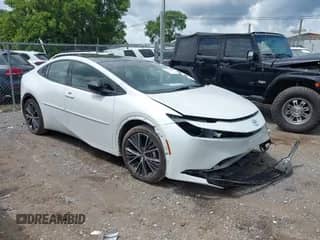 2024 Toyota Prius LE с VIN JTDACAAU3R3034772, выставлен на аукционе IAAI как лот 42707648 с пробегом 15 044 миль миль и . История ставок и продаж доступна на DreamBid. Изображение 1.