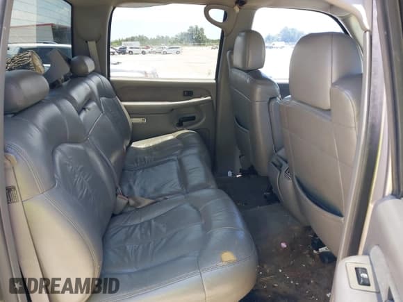 ✅ 2002 Chevrolet Silverado 2500HD LS • VIN: 1GCHK23122F204943 • Лот: 42446980. Опубликован ранее на IAAI с пробегом 261 756 миль. Бесплатный доступ к архиву аукционных продаж из США и подробный отчёт об истории автомобиля на DreamBid. Изображение 8.