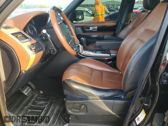 ✅ 2013 Land Rover Range Rover Sport SC Autobiography • VIN: SALSP2E47DA776646 • Lot: 81462805. Listed on Copart with 145,984 mi. Free auction sales archive from the USA and detailed vehicle history report at DreamBid. Image 7.
