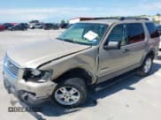 ✅ 2006 Ford Explorer XLT • VIN: 1FMEU63E46UB24953 • Lot: 42220950. Wystawiony na IAAI z przebiegiem 57 493 mil. Bezpłatny archiwum sprzedaży aukcyjnych z USA i szczegółowy raport historii pojazdu na DreamBid. Zdjęcie 2.