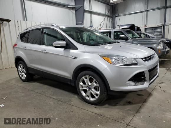 ✅ 2016 Ford Escape Titanium • VIN: 1FMCU9J95GUC27654 • Лот: 51950575. Опубликован ранее на Copart с пробегом 101 220 миль. Бесплатный доступ к архиву аукционных продаж из США и подробный отчёт об истории автомобиля на DreamBid. Изображение 4.