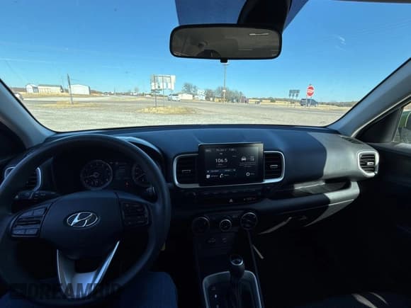 ✅ 2021 Hyundai Venue SE • VIN: KMHRB8A37MU114578 • Lot: 84040994. Listed on Copart with 78,287 mi. Free auction sales archive from the USA and detailed vehicle history report at DreamBid. Image 9.