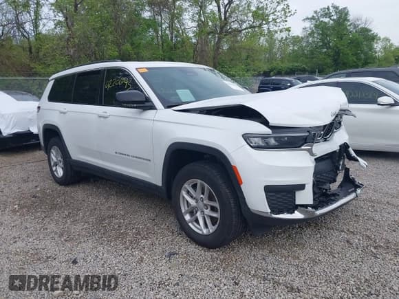 ✅ 2024 Jeep Grand Cherokee Altitude • VIN: 1C4RJKAG0R8614511 • Lot: 42202043. Listed on IAAI with 11,179 mi. Free auction sales archive from the USA and detailed vehicle history report at DreamBid. Image 1.