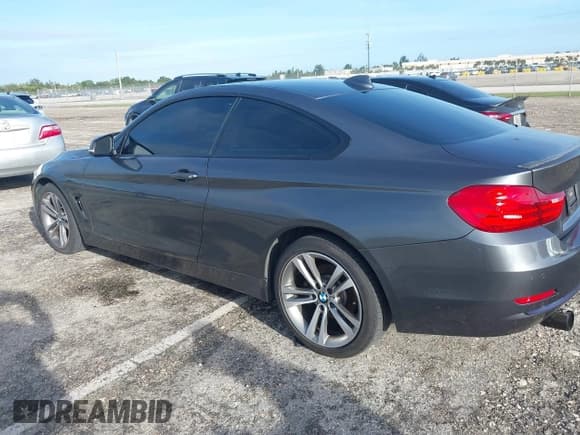 ✅ 2014 BMW 4 Series 428i xDrive • VIN: WBA3N5C57EK196790 • Lot: 40571670. Listed on IAAI with 108,114 mi. Free auction sales archive from the USA and detailed vehicle history report at DreamBid. Image 3.