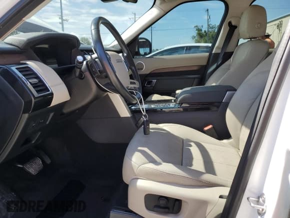 ✅ 2018 Land Rover Discovery HSE • VIN: SALRR2RV3JA049303 • Lot: 67850765. Wystawiony na Copart z przebiegiem 44 663 mil. Bezpłatny archiwum sprzedaży aukcyjnych z USA i szczegółowy raport historii pojazdu na DreamBid. Zdjęcie 7.