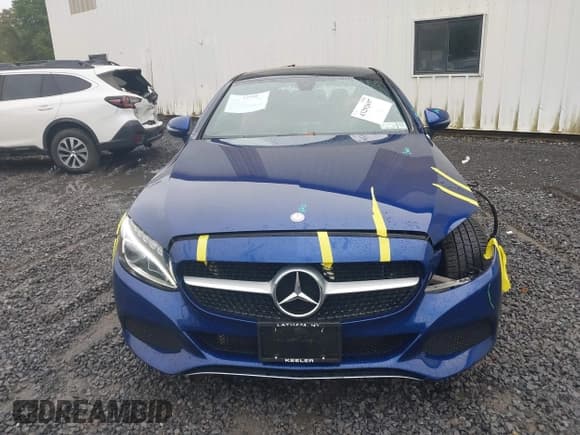 ✅ 2017 Mercedes-Benz C 300 • VIN: WDDWJ4KB3HF330615 • Lot: 43292697. Listed on IAAI with 38,633 mi. Free auction sales archive from the USA and detailed vehicle history report at DreamBid. Image 13.