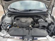 ✅ 2016 Hyundai Veloster • VIN: KMHTC6AD3GU265311 • Lot: 41475865. Wystawiony na Copart z przebiegiem 128 704 mil. Bezpłatny archiwum sprzedaży aukcyjnych z USA i szczegółowy raport historii pojazdu na DreamBid. Zdjęcie 13.