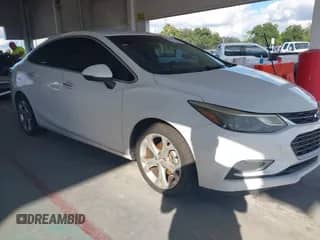 2017 Chevrolet Cruze Premier с VIN 1G1BF5SM9H7183754, выставлен на аукционе IAAI как лот 43566232 с пробегом 199 669 миль миль и . История ставок и продаж доступна на DreamBid. Изображение 1.