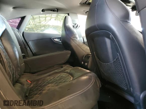 ✅ 2013 Audi S7 Prestige • VIN: WAU32AFC2DN112691 • Лот: 86510505. Опубликован ранее на Copart с пробегом Не указан. Бесплатный доступ к архиву аукционных продаж из США и подробный отчёт об истории автомобиля на DreamBid. Изображение 10.