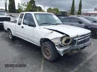 ✅ 1992 Toyota Pickup DLX • VIN: JT4RN93P9N5064411 • Лот: 41787535. Опубликован ранее на IAAI с пробегом 170 294 миль. Бесплатный доступ к архиву аукционных продаж из США и подробный отчёт об истории автомобиля на DreamBid. Изображение 1.