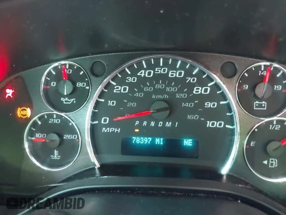 ✅ 2020 Chevrolet Express Passenger LT • VIN: 1GAZGPFG8L1215472 • Lot: 42463979. Wystawiony na IAAI z przebiegiem 78 397 mil. Bezpłatny archiwum sprzedaży aukcyjnych z USA i szczegółowy raport historii pojazdu na DreamBid. Zdjęcie 15.