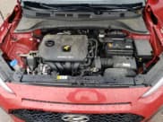 ✅ 2021 Hyundai Kona SEL • VIN: KM8K22AA4MU609771 • Лот: 77081903. Опубликован ранее на Copart с пробегом 42 033 миль. Бесплатный доступ к архиву аукционных продаж из США и подробный отчёт об истории автомобиля на DreamBid. Изображение 12.