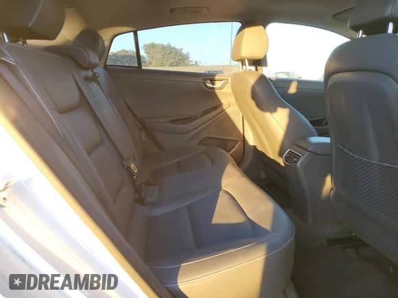 2019 Hyundai Ioniq Limited с VIN KMHC05LH8KU033413, выставлен на аукционе Copart как лот 80570944 с пробегом 95 660 миль миль и Списание • Salvage title. История ставок и продаж доступна на DreamBid. Изображение 10.