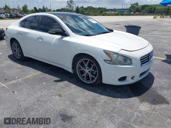 ✅ 2010 Nissan Maxima SV • VIN: 1N4AA5AP0AC850047 • Lot: 42924006. Listed on IAAI with 136,782 mi. Free auction sales archive from the USA and detailed vehicle history report at DreamBid. Image 1.