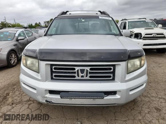 ✅ 2008 Honda Ridgeline RTS • VIN: 2HJYK16498H542438 • Лот: 70179765. Опубликован ранее на Copart с пробегом 224 218 миль. Бесплатный доступ к архиву аукционных продаж из США и подробный отчёт об истории автомобиля на DreamBid. Изображение 5.
