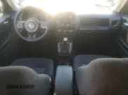 ✅ 2015 Jeep Patriot Sport • VIN: 1C4NJPBB7FD298218 • Лот: 92931875. Опубликован ранее на Copart с пробегом 68 482 миль. Бесплатный доступ к архиву аукционных продаж из США и подробный отчёт об истории автомобиля на DreamBid. Изображение 8.