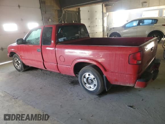 ✅ 2000 GMC Sonoma SLS • VIN: 1GTCS19W1Y8304827 • Lot: 47727685. Wystawiony na Copart z przebiegiem 254 655 mil. Bezpłatny archiwum sprzedaży aukcyjnych z USA i szczegółowy raport historii pojazdu na DreamBid. Zdjęcie 2.