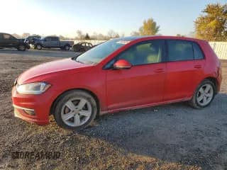 ✅ 2019 Volkswagen Golf S • VIN: 3VWW57AU1KM005906 • Lot: 89685425. Wystawiony na Copart z przebiegiem 121 696 mil. Bezpłatny archiwum sprzedaży aukcyjnych z USA i szczegółowy raport historii pojazdu na DreamBid. Zdjęcie 1.