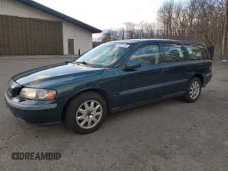 ✅ 2002 Volvo V70 • VIN: YV1SW61R621262281 • Лот: 87211344. Опубликован ранее на Copart с пробегом 279 549 миль. Бесплатный доступ к архиву аукционных продаж из США и подробный отчёт об истории автомобиля на DreamBid. Изображение 1.