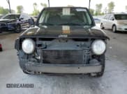 ✅ 2017 Jeep Patriot Sport SE • VIN: 1C4NJPBA9HD141204 • Lot: 62170575. Listed on Copart with 248,673 mi. Free auction sales archive from the USA and detailed vehicle history report at DreamBid. Image 5.