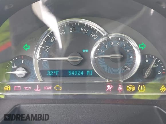 ✅ 2009 Chevrolet HHR LS • VIN: 3GNCA13B59S569663 • Lot: 41848088. Wystawiony na IAAI z przebiegiem 54 924 mil. Bezpłatny archiwum sprzedaży aukcyjnych z USA i szczegółowy raport historii pojazdu na DreamBid. Zdjęcie 7.