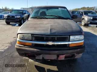 2001 Chevrolet S-10 LS Xtreme с VIN 1GCCS195318113004, выставлен на аукционе Copart как лот 87301195 с пробегом 290 862 миль миль и Списание • Salvage title. История ставок и продаж доступна на DreamBid. Изображение 5.