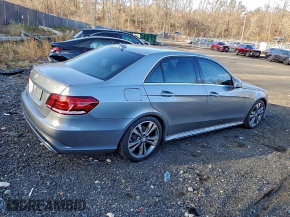 ✅ 2014 Mercedes-Benz E 350 Sport • VIN: WDDHF5KBXEA878331 • Lot: 96297935. Wystawiony na Copart z przebiegiem 203 193 mil. Bezpłatny archiwum sprzedaży aukcyjnych z USA i szczegółowy raport historii pojazdu na DreamBid. Zdjęcie 3.
