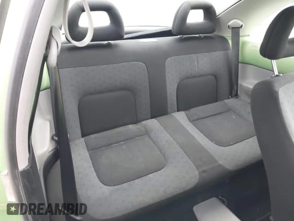 ✅ 1999 Volkswagen Beetle GLS • VIN: 3VWCA21C3XM421312 • Лот: 43793609. Опубликован ранее на IAAI с пробегом 158 142 миль. Бесплатный доступ к архиву аукционных продаж из США и подробный отчёт об истории автомобиля на DreamBid. Изображение 8.