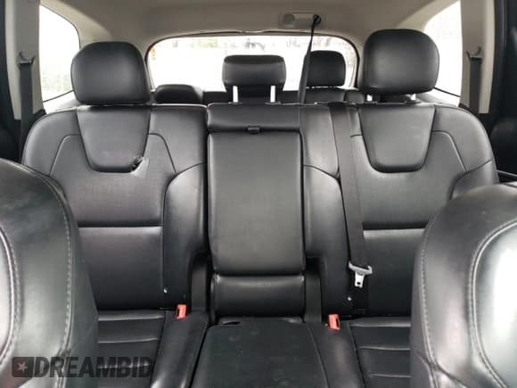 ✅ 2020 Kia Telluride LX • VIN: 5XYP24HC5LG043570 • Лот: 45135135. Опубликован ранее на Copart с пробегом 69 634 миль. Бесплатный доступ к архиву аукционных продаж из США и подробный отчёт об истории автомобиля на DreamBid. Изображение 10.