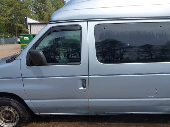 ✅ 1999 Ford Econoline Passenger XL • VIN: 1FMRE112XXHA78677 • Lot: 41973782. Listed on IAAI with 142,051 mi. Free auction sales archive from the USA and detailed vehicle history report at DreamBid. Image 14.