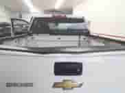 2015 Chevrolet Silverado 1500 LT z VIN 3GCUKREC5FG457751, wystawiony jako IAAI lot #42864420 z przebiegiem 133 732 mil mil oraz . Historia ofert i sprzedaży dostępna na DreamBid. Obrazek 6.