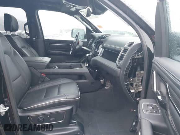 2024 Ram 1500 Limited с VIN 1C6SRFHTXRN155145, выставлен на аукционе IAAI как лот 41462229 с пробегом 26 765 миль миль и . История ставок и продаж доступна на DreamBid. Изображение 5.