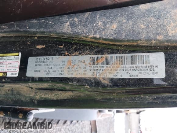 ✅ 2018 Jeep Wrangler Unlimited Rubicon Recon • VIN: 1C4BJWFG9JL844051 • Lot: 40923174. Wystawiony na IAAI z przebiegiem 64 309 mil. Bezpłatny archiwum sprzedaży aukcyjnych z USA i szczegółowy raport historii pojazdu na DreamBid. Zdjęcie 9.