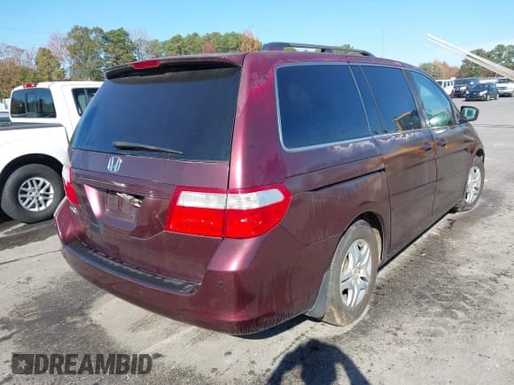 ✅ 2007 Honda Odyssey EX • VIN: 5FNRL38417B116617 • Lot: 43726154. Listed on IAAI with 153,626 mi. Free auction sales archive from the USA and detailed vehicle history report at DreamBid. Image 4.