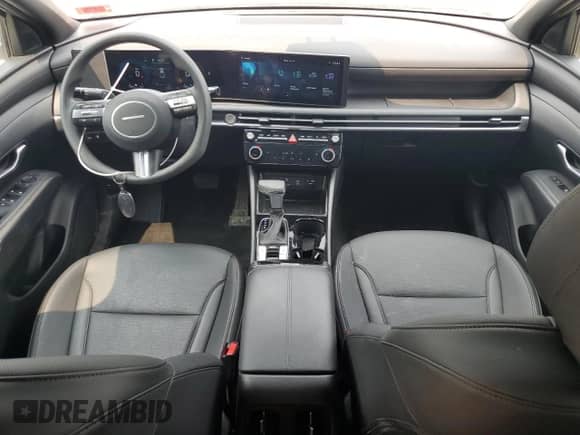 2025 Hyundai Santa Cruz SEL with VIN 5NTJBDDE1SH132039, listed as a Copart auction lot 59256385 with 8,449 mi miles and Salvage title. Bid and sale history available at DreamBid. Image 8.