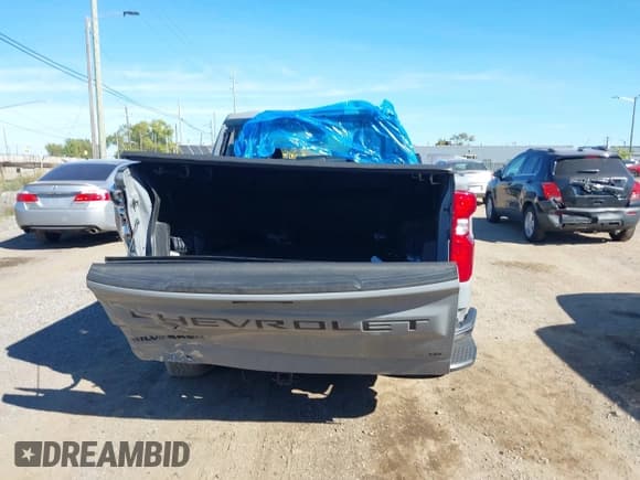 ✅ 2024 Chevrolet Silverado 1500 LT • VIN: 1GCPDKEK9RZ239144 • Lot: 43356244. Listed on IAAI with 29,953 mi. Free auction sales archive from the USA and detailed vehicle history report at DreamBid. Image 16.