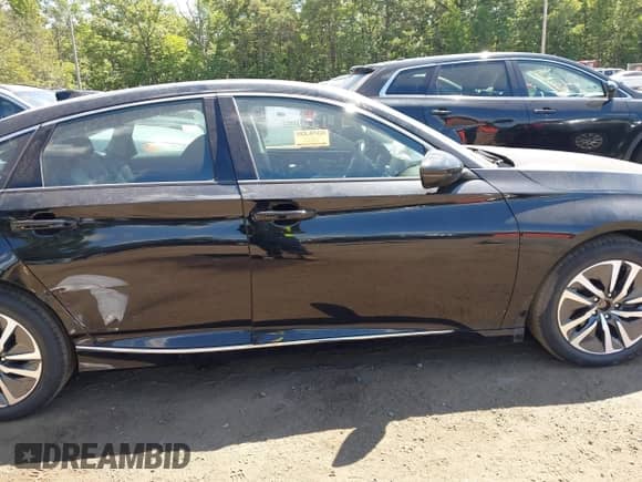 2022 Honda Accord EX-L z VIN 1HGCV1F54NA060485, wystawiony jako IAAI lot #43006626 z przebiegiem 55 297 mil mil oraz . Historia ofert i sprzedaży dostępna na DreamBid. Obrazek 13.