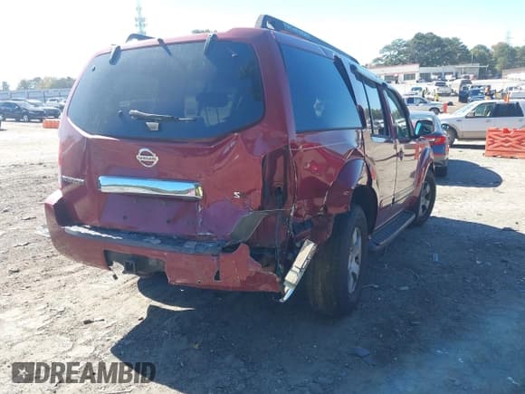 ✅ 2006 Nissan Pathfinder S • VIN: 5N1AR18U56C606713 • Lot: 43508121. Listed on IAAI with 216,774 mi. Free auction sales archive from the USA and detailed vehicle history report at DreamBid. Image 4.