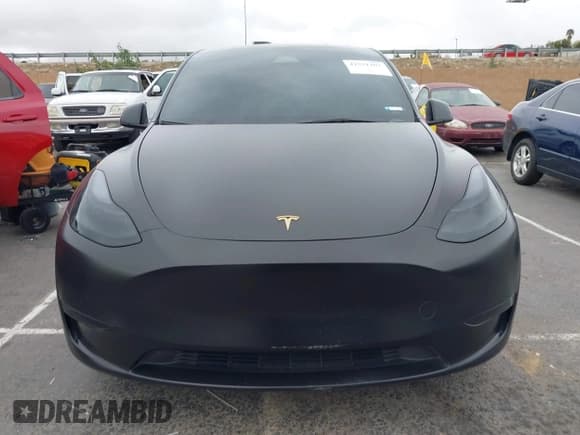 ✅ 2023 Tesla Model Y Long Range • VIN: 7SAYGDEE2PF811100 • Lot: 41571267. Wystawiony na IAAI z przebiegiem 56 369 mil. Bezpłatny archiwum sprzedaży aukcyjnych z USA i szczegółowy raport historii pojazdu na DreamBid. Zdjęcie 12.