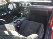 ✅ 2021 Ford Mustang GT Premium • VIN: 1FA6P8CF8M5115559 • Lot: 86797525. Wystawiony na Copart z przebiegiem 139 638 mil. Bezpłatny archiwum sprzedaży aukcyjnych z USA i szczegółowy raport historii pojazdu na DreamBid. Zdjęcie 8.