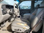 ✅ 2005 GMC Yukon Denali • VIN: 1GKEK63U25J205729 • Lot: 89878295. Listed on Copart with 194,166 mi. Free auction sales archive from the USA and detailed vehicle history report at DreamBid. Image 7.