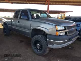 2006 Chevrolet Silverado 2500HD LT1 с VIN 1GCHK29U26E246316, выставлен на аукционе IAAI как лот 43526769 с пробегом 182 896 миль миль и . История ставок и продаж доступна на DreamBid. Изображение 1.